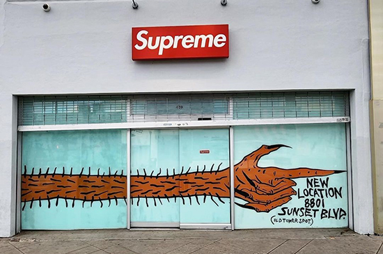 NeckFace Pointed & Designed The New Supreme New York Store